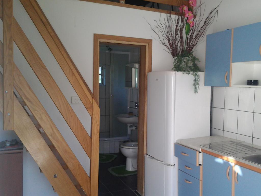 Apartmani Marija Starigrad Paklenica Ngoại thất bức ảnh