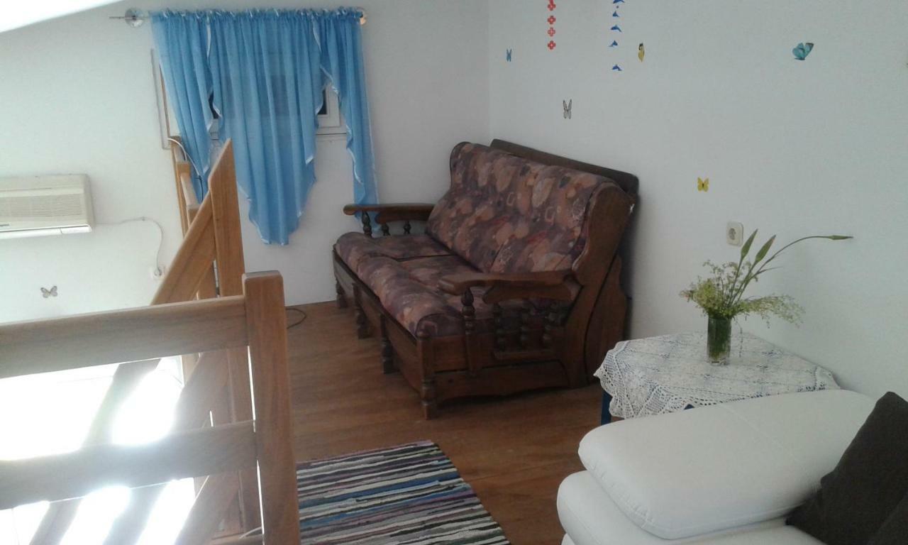 Apartmani Marija Starigrad Paklenica Ngoại thất bức ảnh