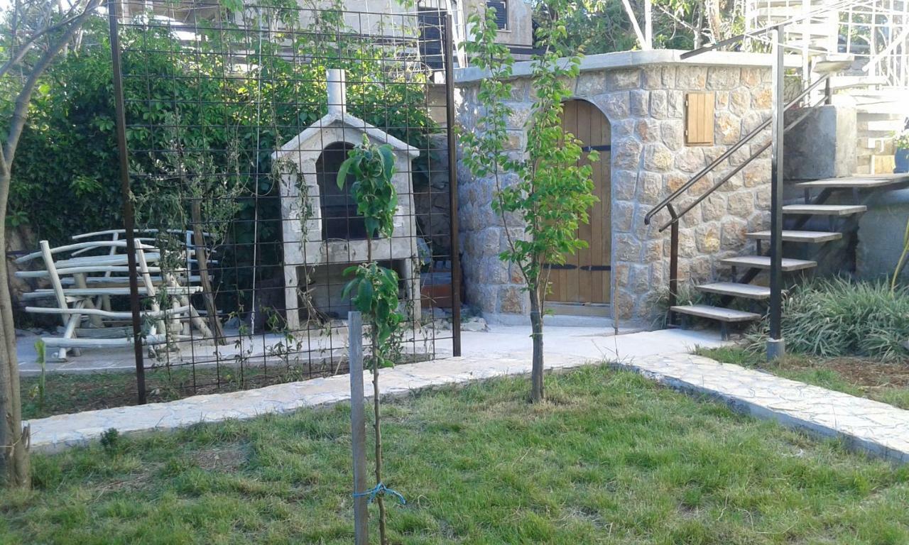 Apartmani Marija Starigrad Paklenica Ngoại thất bức ảnh