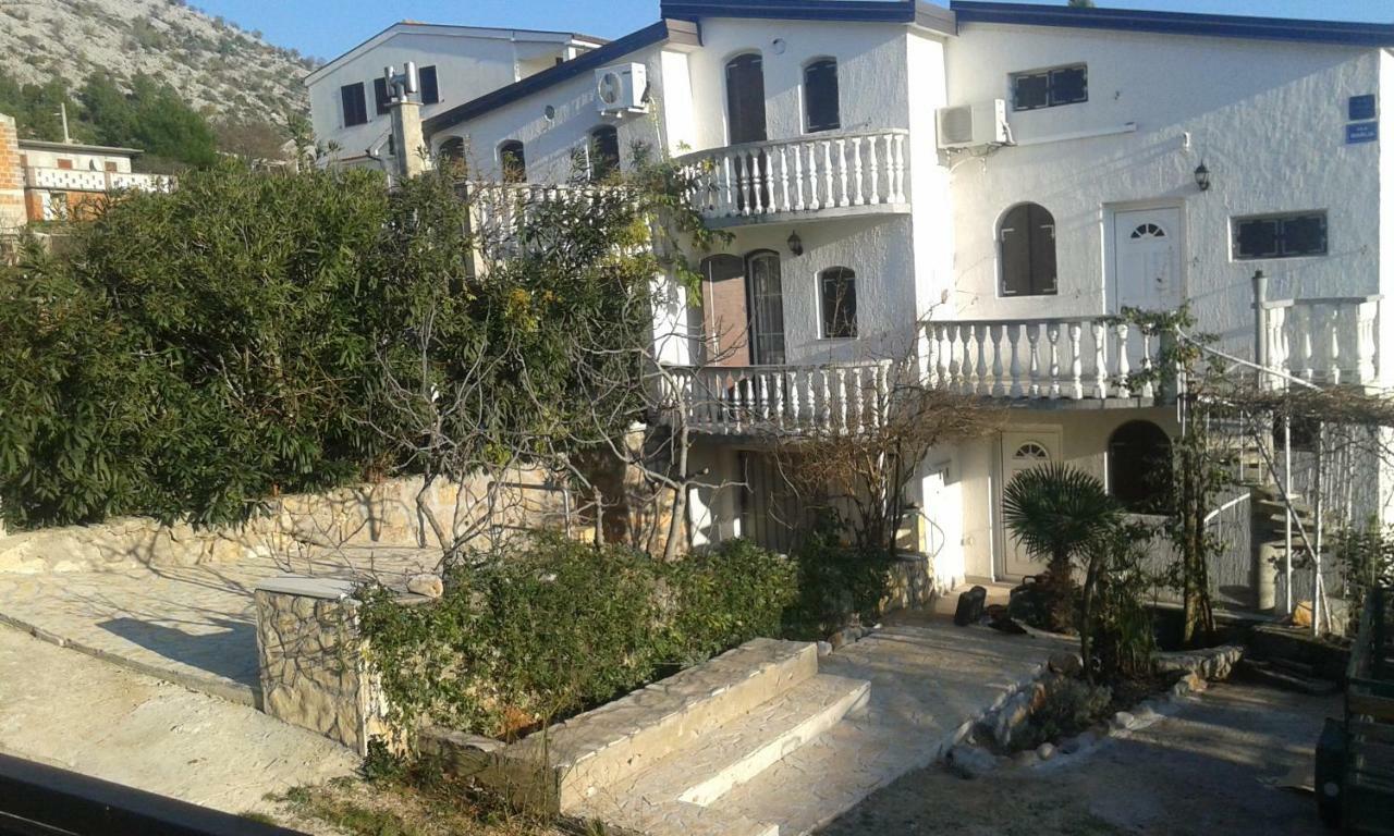 Apartmani Marija Starigrad Paklenica Ngoại thất bức ảnh